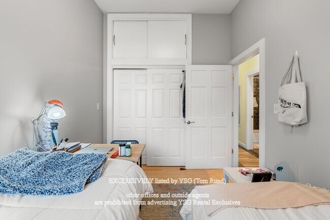 Building Photo - 1431 Tremont St