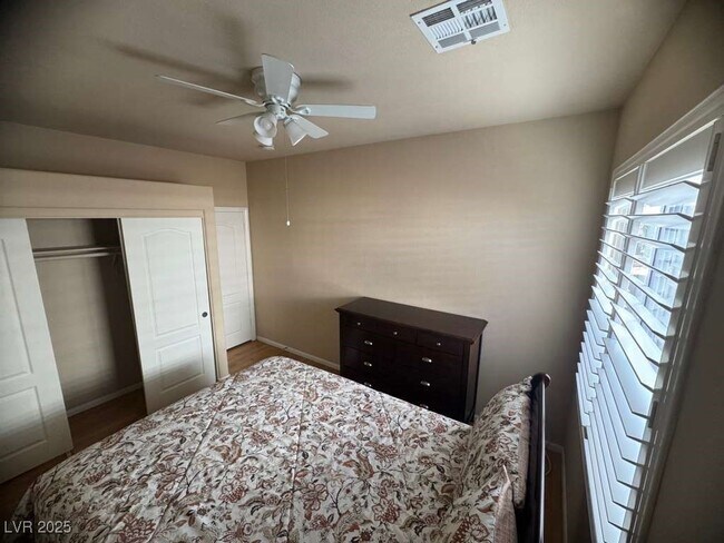 Building Photo - 1461 Tangerine Rose Dr