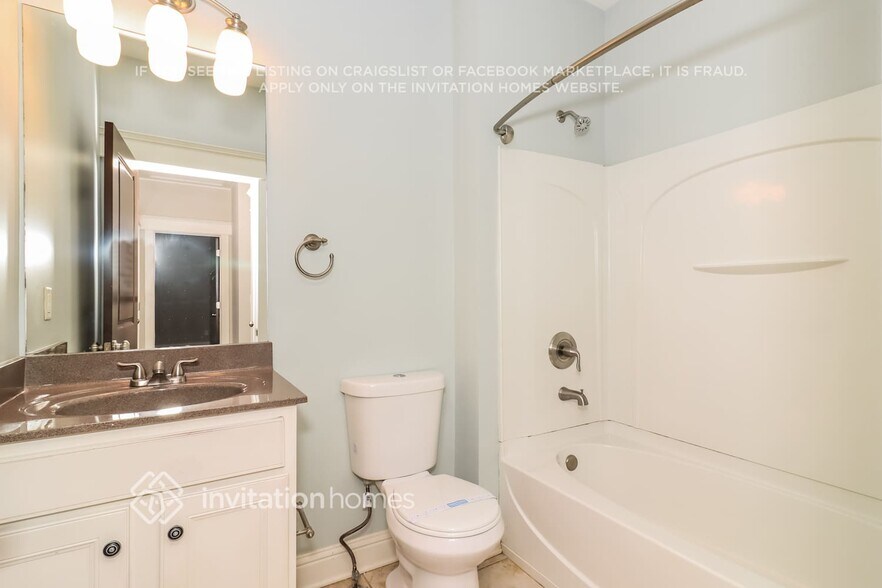 Building Photo - 3132 Cunningham Ln