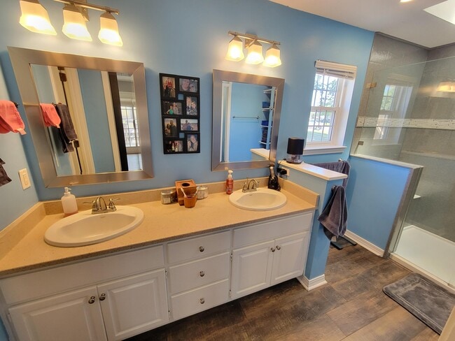 Building Photo - 3902 India Cove