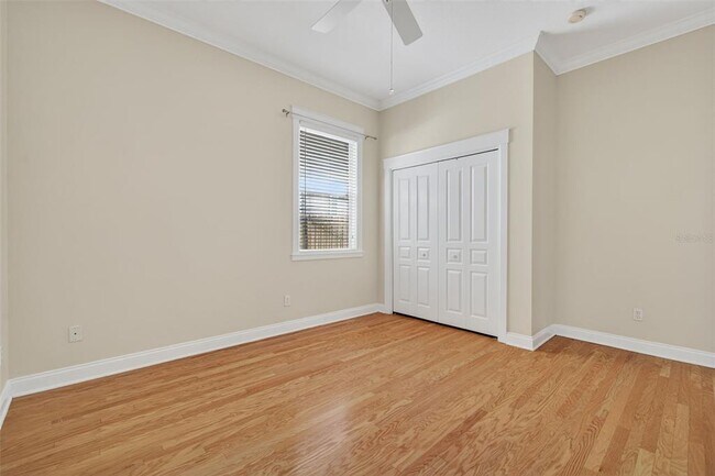 Building Photo - 6827 S Trask St