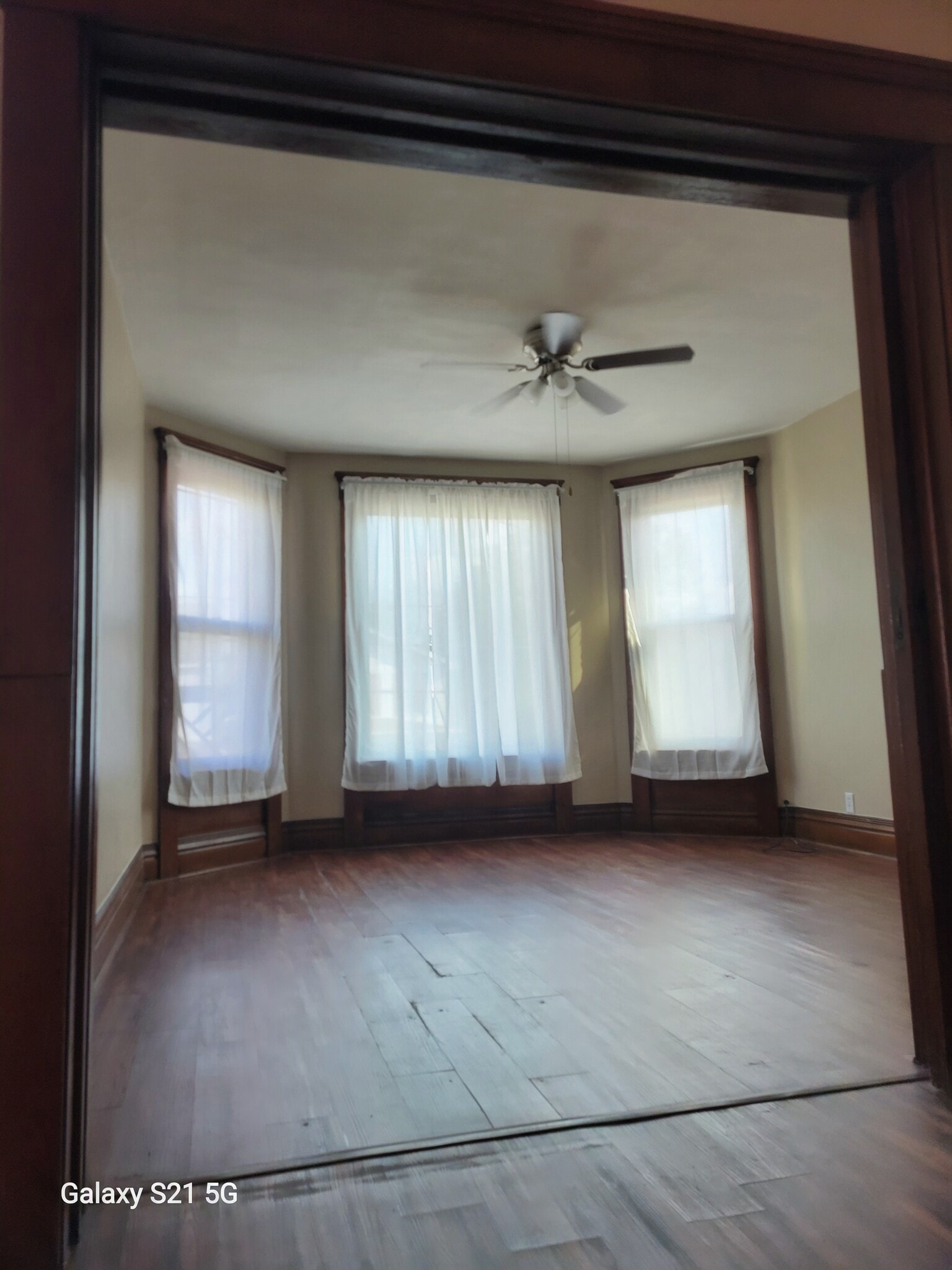 Living room - 330 E 12th St