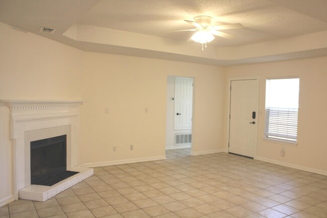 Building Photo - 779 Pearl Sand Dr