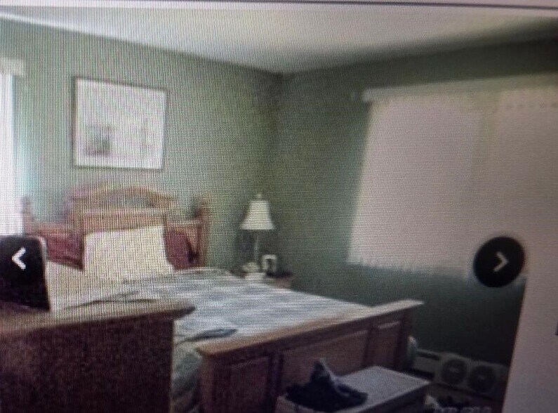 Building Photo - 139 Parkside Ave