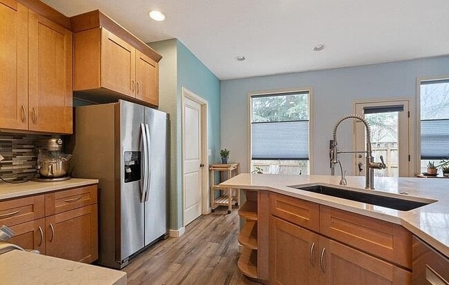 Building Photo - 7407 Everwood St NE