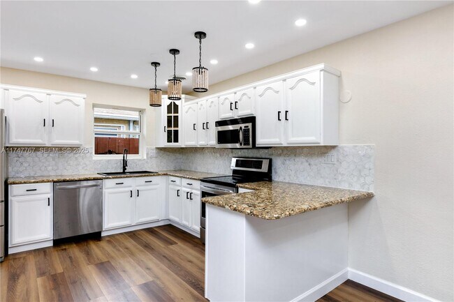 Building Photo - 1507 Harding St