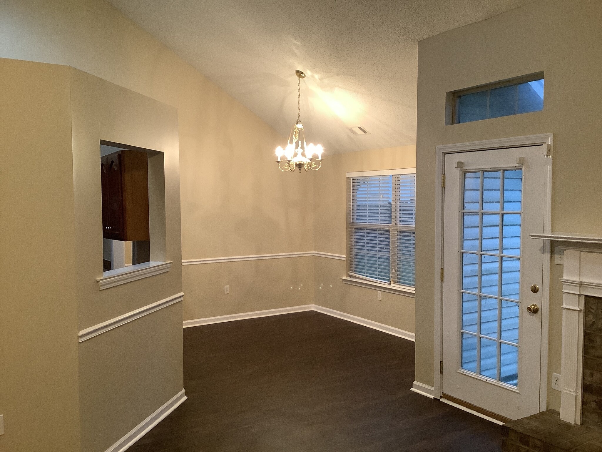 Building Photo - 108 Oak Grove Ln