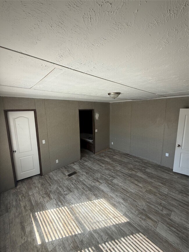 Building Photo - 239 Road 5027 Rd