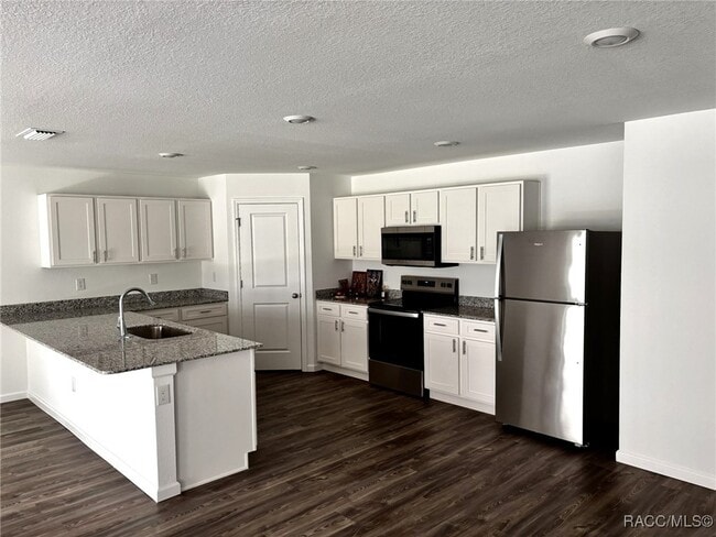 Building Photo - 1 Boxleaf Ct