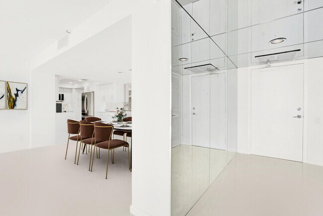 Building Photo - 2697 N Ocean Blvd