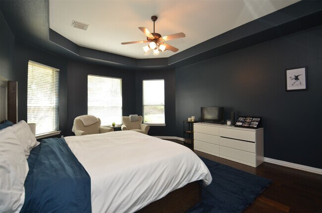 Building Photo - 1310 Wildwood Ln