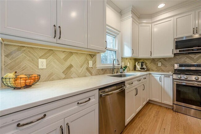 Building Photo - 6430 Bannerhorn Run