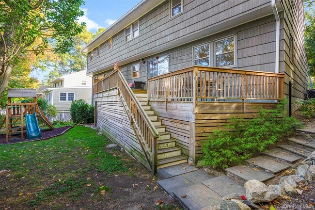 Building Photo - 10 Lundy Ln