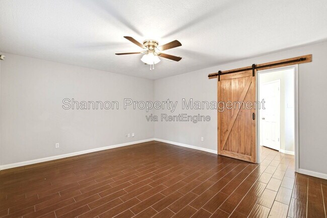 Building Photo - 6307 Jadecrest Dr