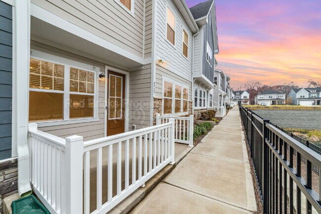 Building Photo - 8929 Peatland Aly