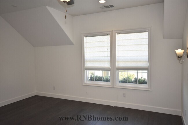 Building Photo - 1096 Provence Village Dr
