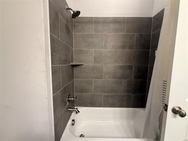 Building Photo - 3607 Clara Dr