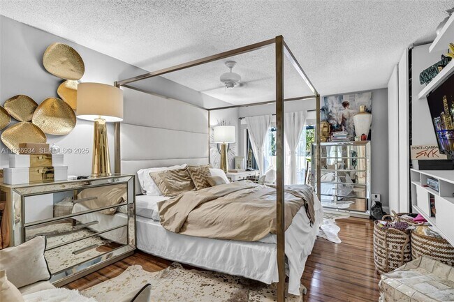 Building Photo - 1420 W Sandpiper Cir