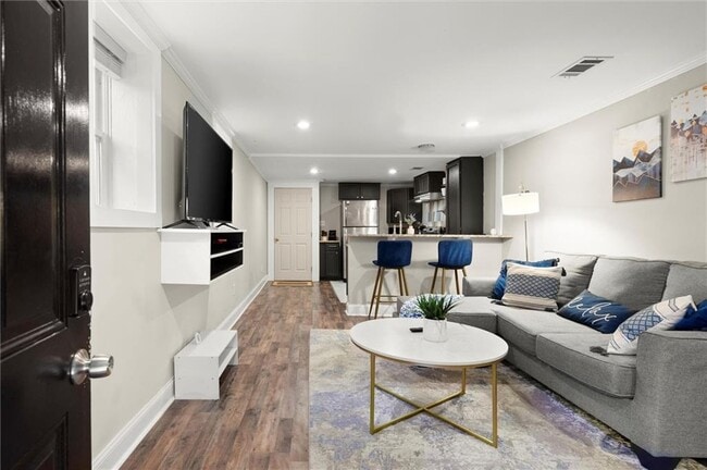 Building Photo - 153 Randolph St NE