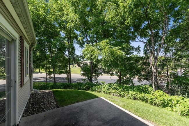 Building Photo - 220 Emerson Ave E