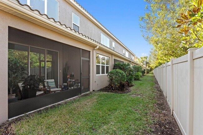 Building Photo - 8711 Terracina Lake Dr