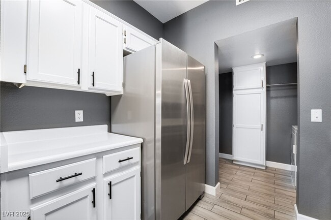Building Photo - 683 Ambling Gait Ave