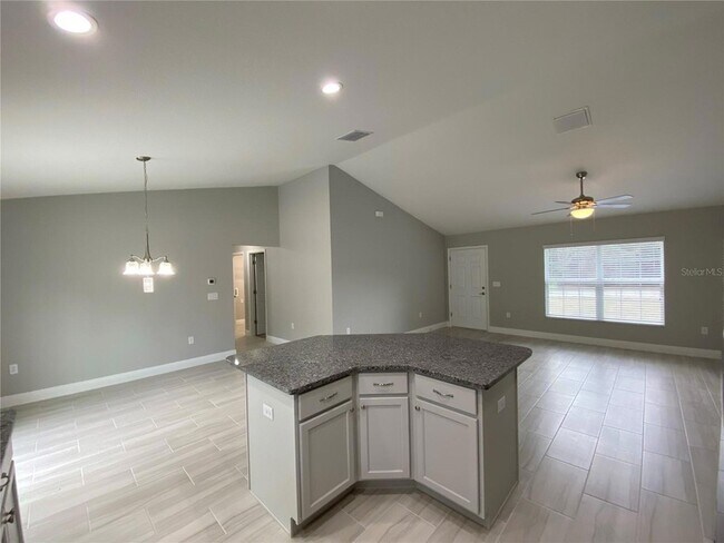 Building Photo - 13791 SW 33rd Terrace