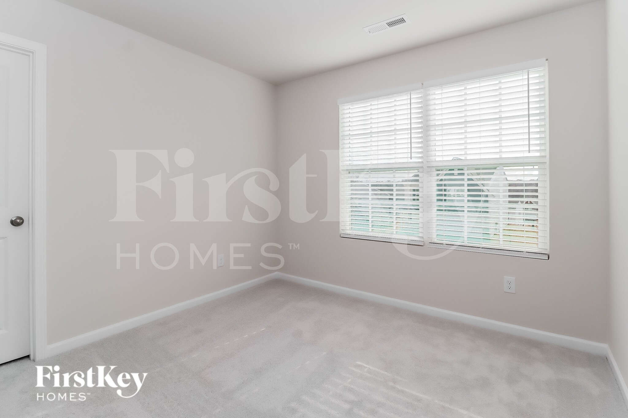 Building Photo - 125 Hazelnut Wy