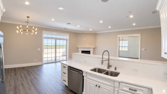 Building Photo - 10765 Clock Tower Dr