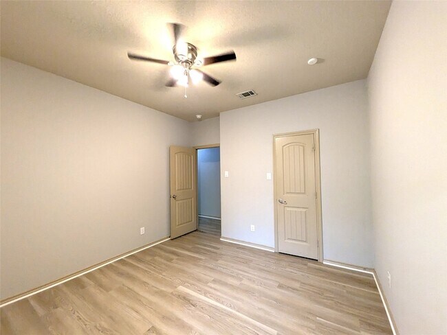 Building Photo - 14013 Zippo Way
