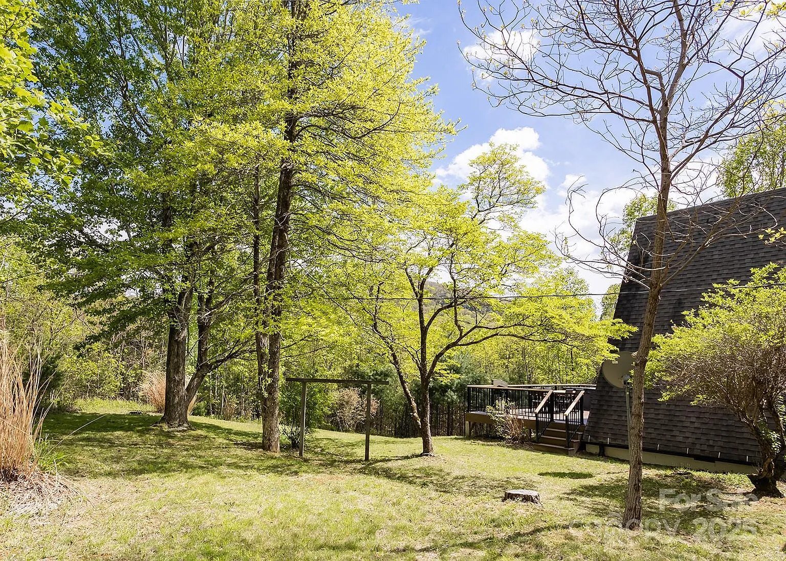 Building Photo - 826 Shumont Rd