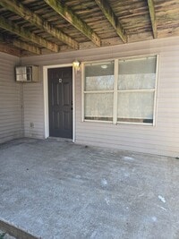 Building Photo - 1 Bedroom 1 Bathroom Apartment in the heart of Osage Beach!!