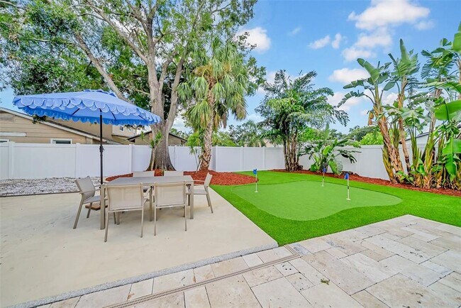 Building Photo - 4924 Shetland Ave