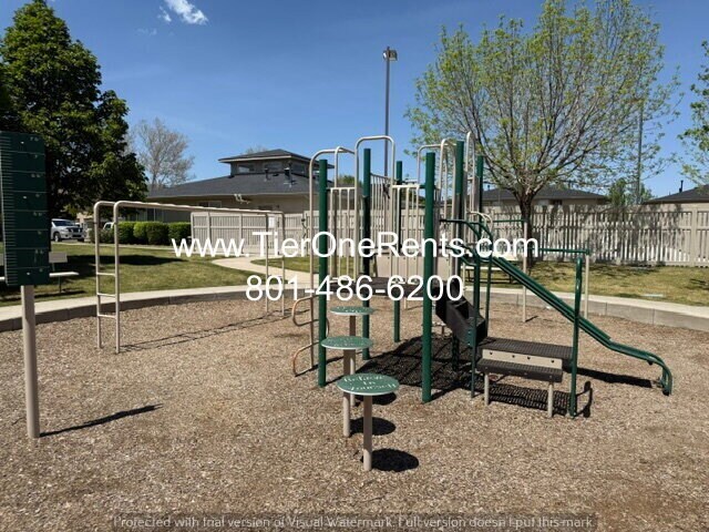 Building Photo - NO DEPOSIT option for qualified renters
