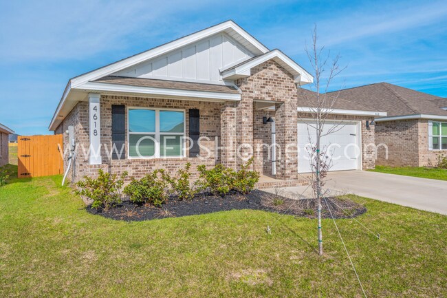 Building Photo - CRESTVIEW 4BED/2BATH - AVAILABLE JUNE 1ST!