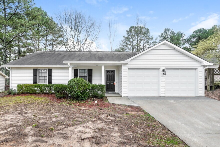 Primary Photo - 620 Wayside Dr