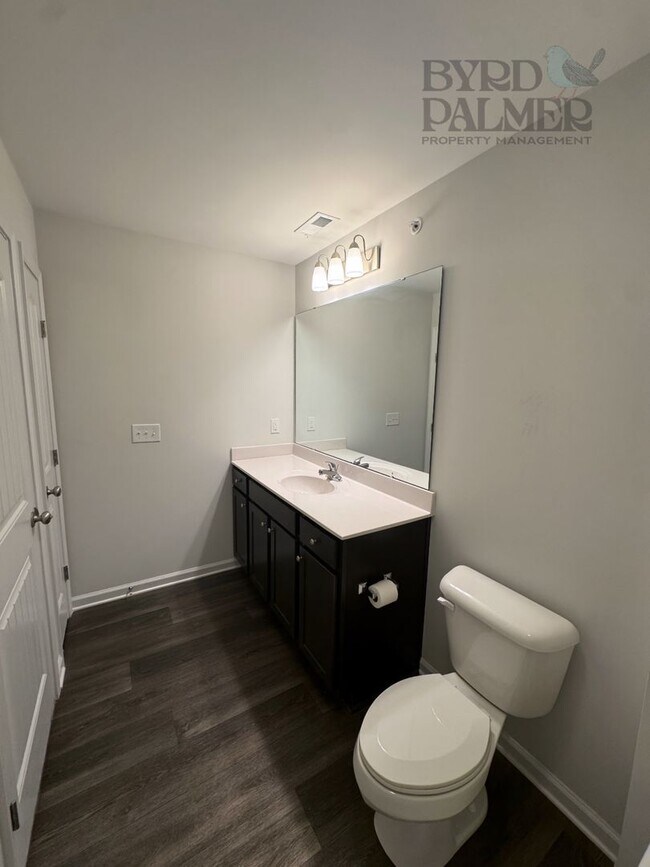 Building Photo - TURNING STONE