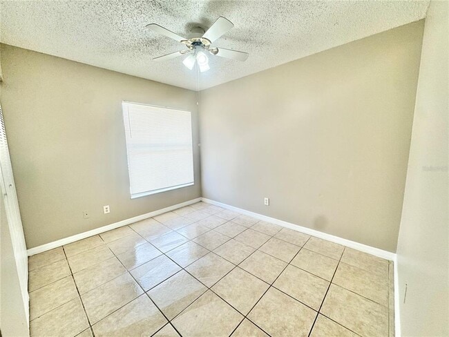 Building Photo - 105 Bianca Ct