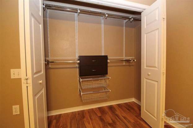 Building Photo - 319 Loveland Cir