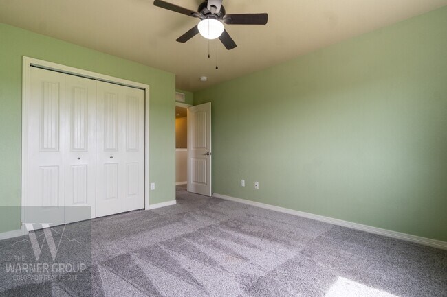 Building Photo - 10652 Abrams Dr