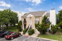 Building Photo - Country Villa Apartment Homes
