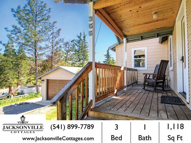 Building Photo - Hillside Cottage! Charming home with a view, 3-bd, 1-ba, fireplace, garage