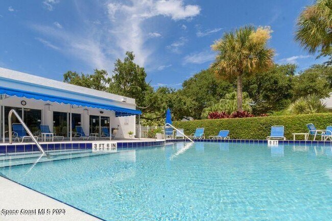 Building Photo - 6124 S River Run Dr