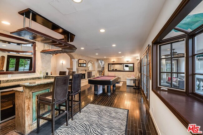 Building Photo - 4063 Benedict Canyon Dr