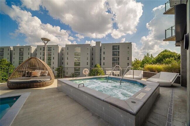 Building Photo - 788 West Marietta St NW