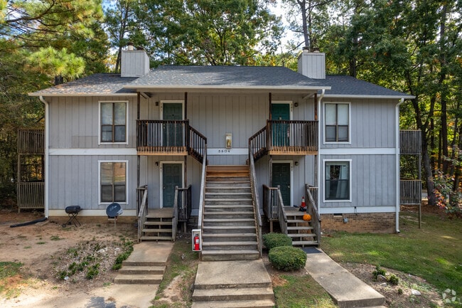 Building Photo - Sweetbriar