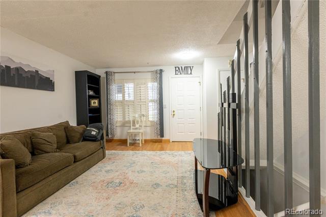 Building Photo - 1517 S Owens St