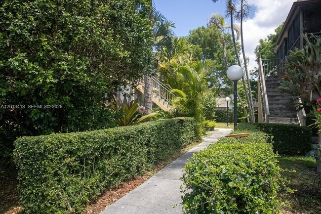 Building Photo - 15629 SW 73rd St