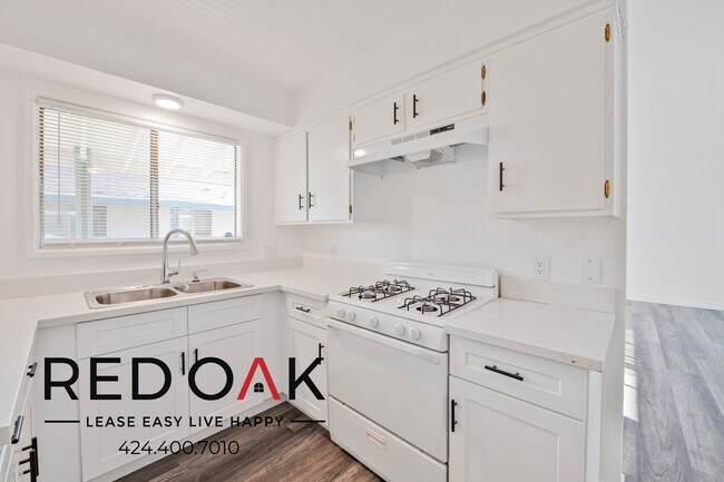 Building Photo - 3815 Baldwin Ave