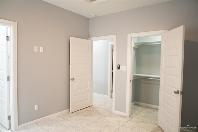 Building Photo - 14 N Blair Ave